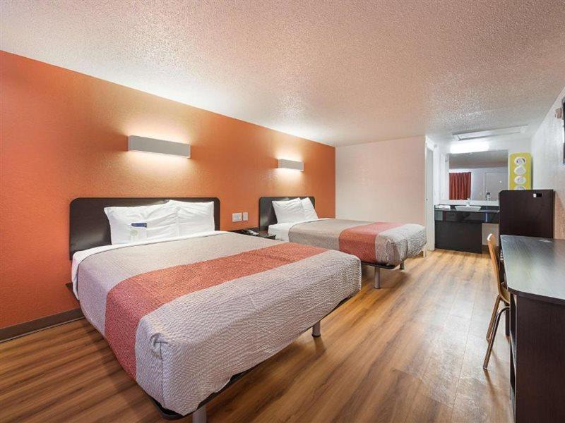 Motel 6-Hamburg, Ny Екстериор снимка