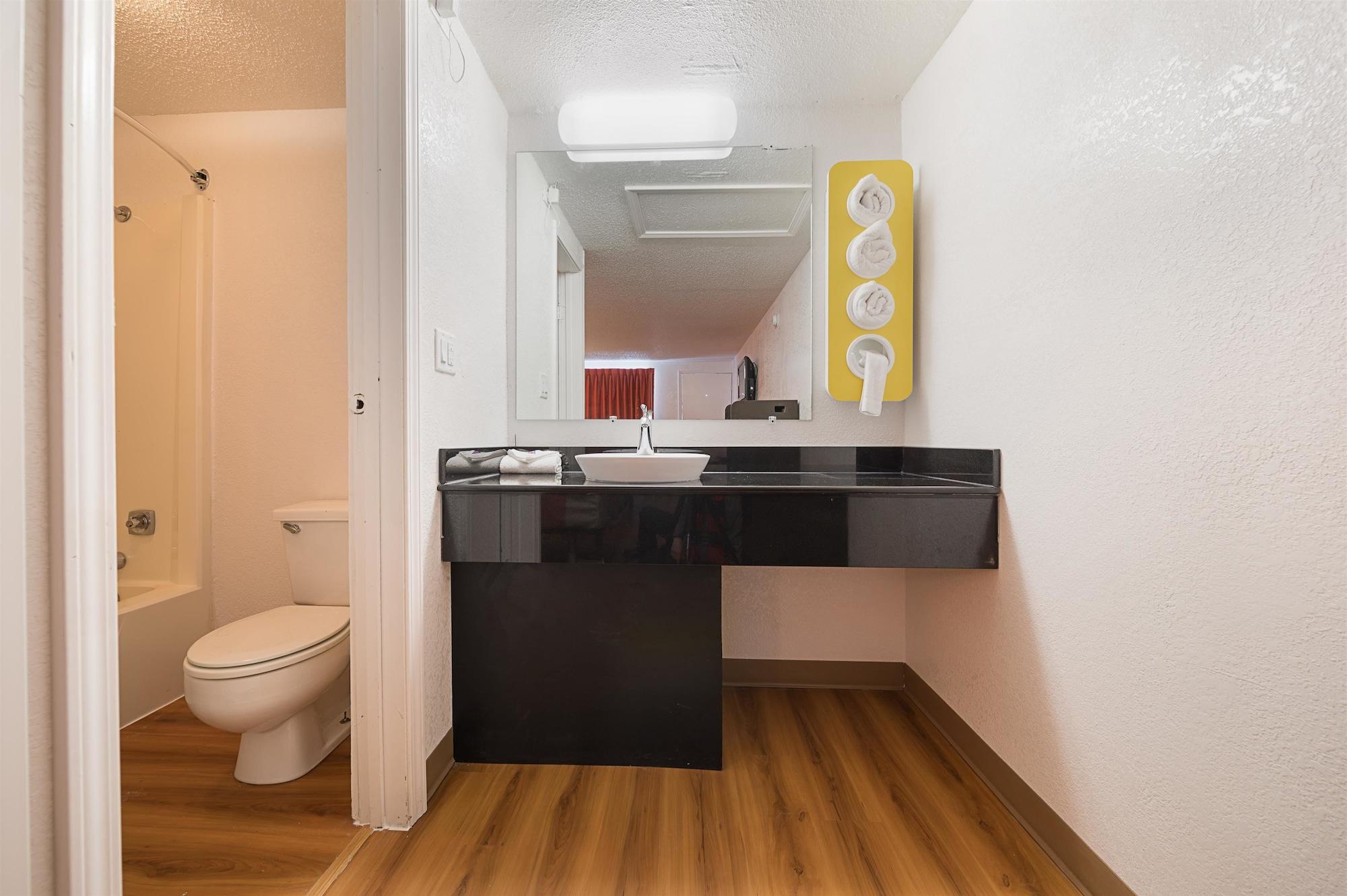 Motel 6-Hamburg, Ny Екстериор снимка