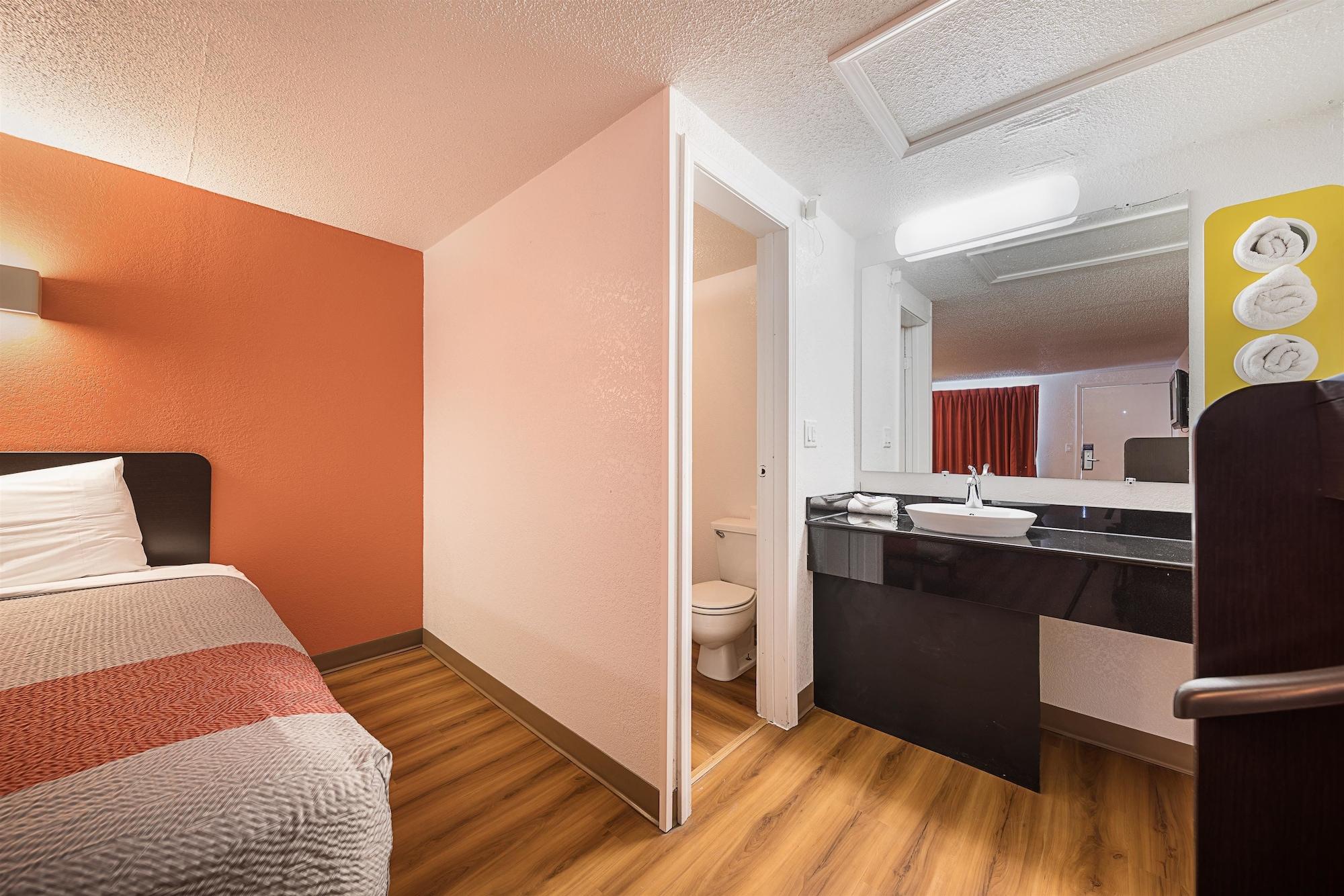 Motel 6-Hamburg, Ny Екстериор снимка